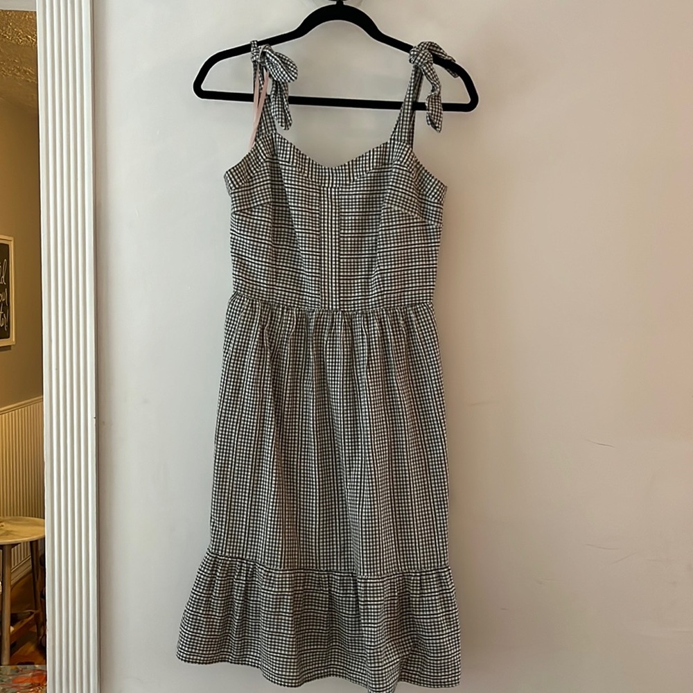 Gal meets Glam Nancy dress
